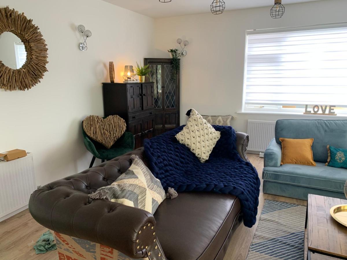 Shore Lodge. 4 Bed Bungalow Only Mtrs From The Beach. Sleeps 8 Sutton-on-Sea Bagian luar foto
